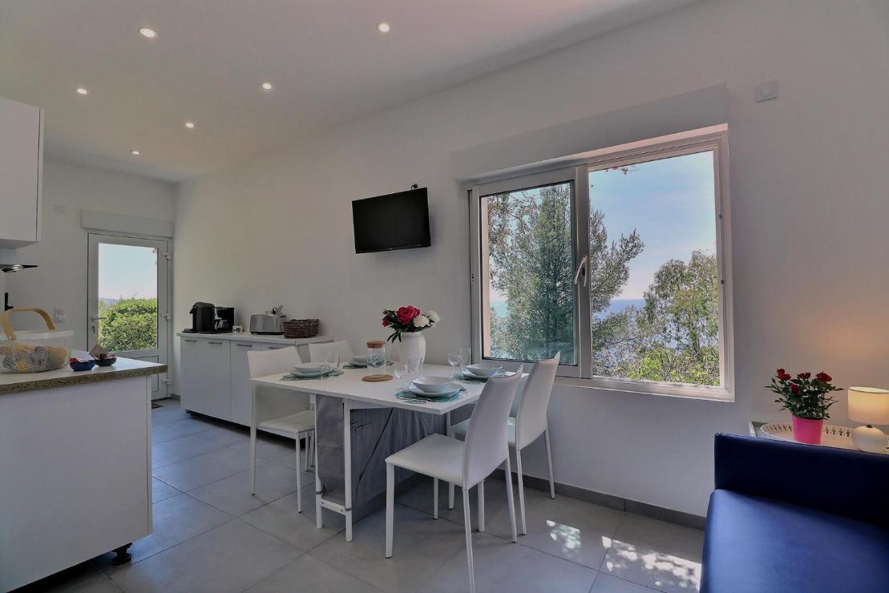 Des Fontenelles Apartment